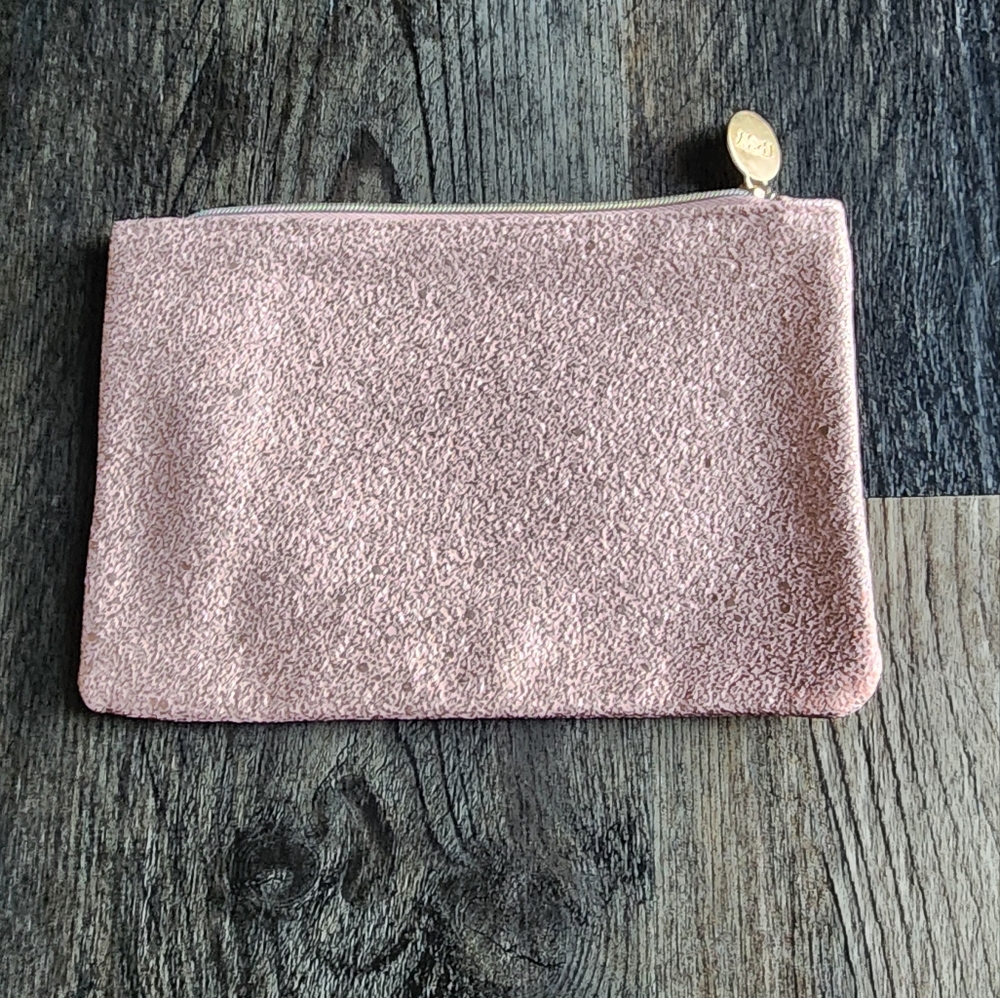 Ipsy Glam Bag pink 